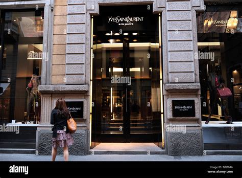 servizio clienti ysl italia|ysl italy website.